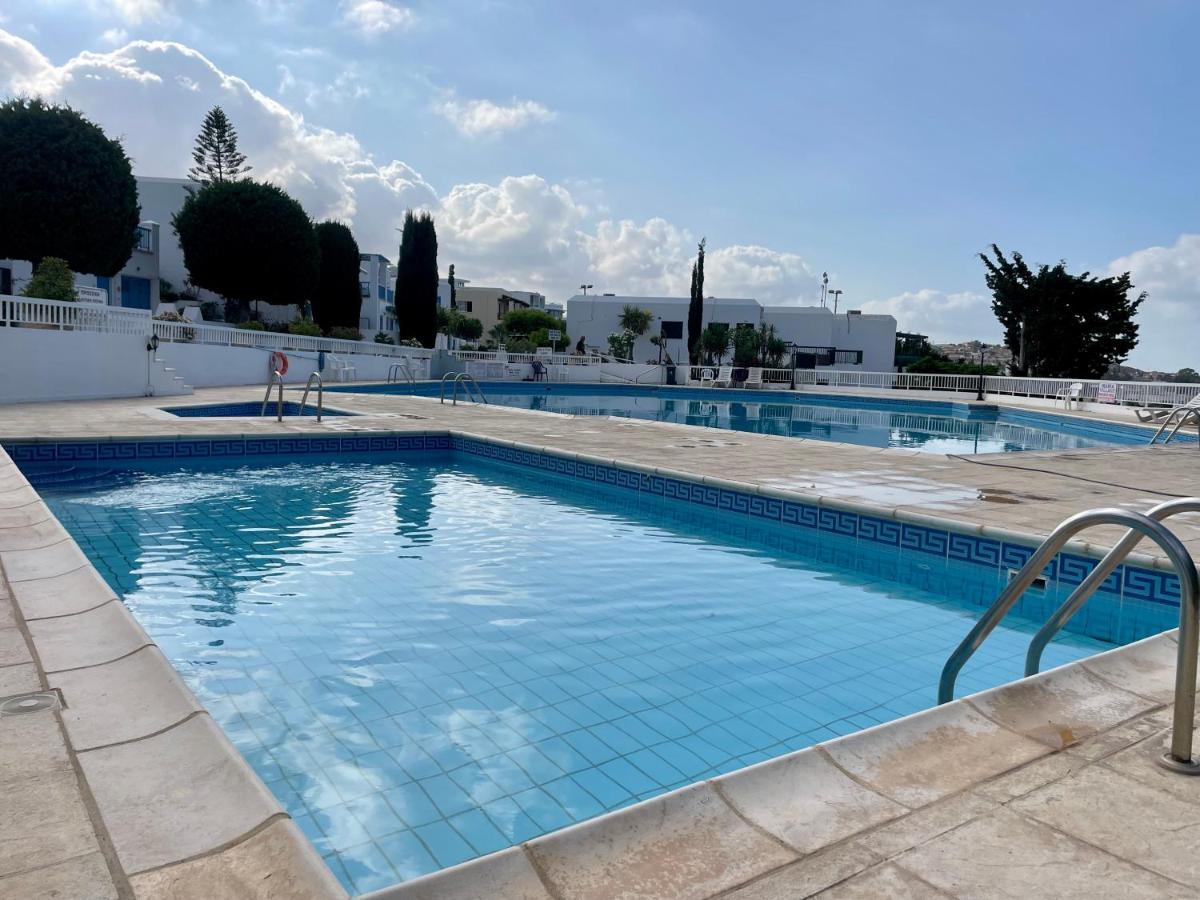 Paphos Ikaria Village Apt 201 מראה חיצוני תמונה